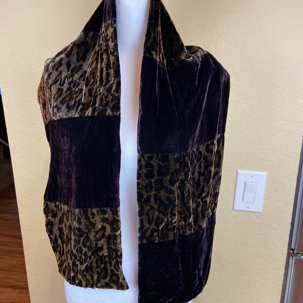 Vintage Nick & Nora Scarf  Velvet  Animal Print